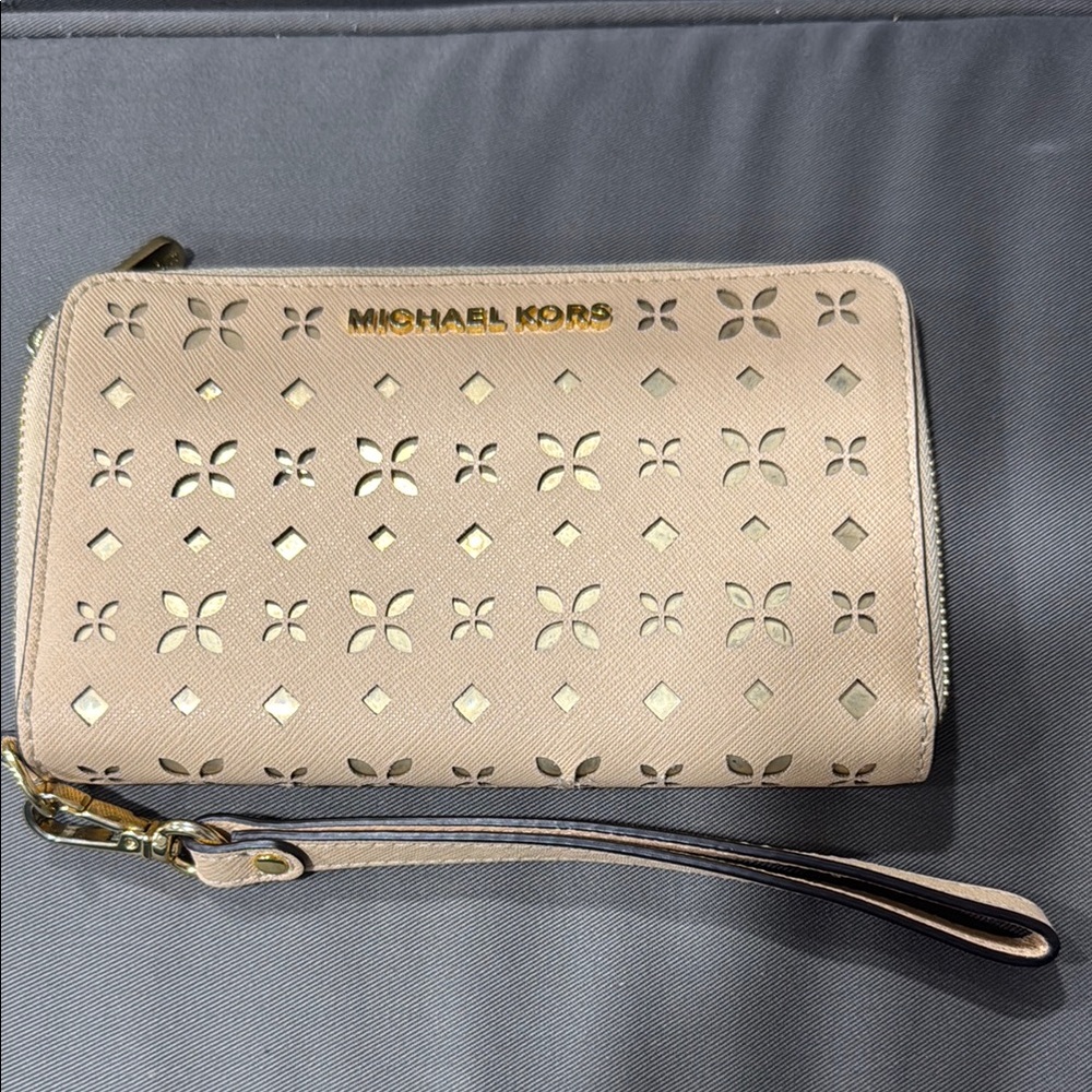 Michael Kors Beige Wristlet Wallet